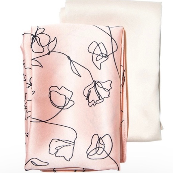 Lark & Ives Minimalist Scarves - Picture 7 of 12